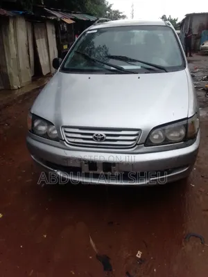 Toyota Picnic 2.0 FWD 2006 Silver