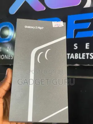 New Samsung Galaxy Z Flip7 256 GB Gray