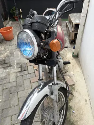 Bajaj Boxer 150 UG 2019 Black