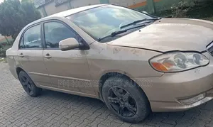 Toyota Corolla 2004 Gold