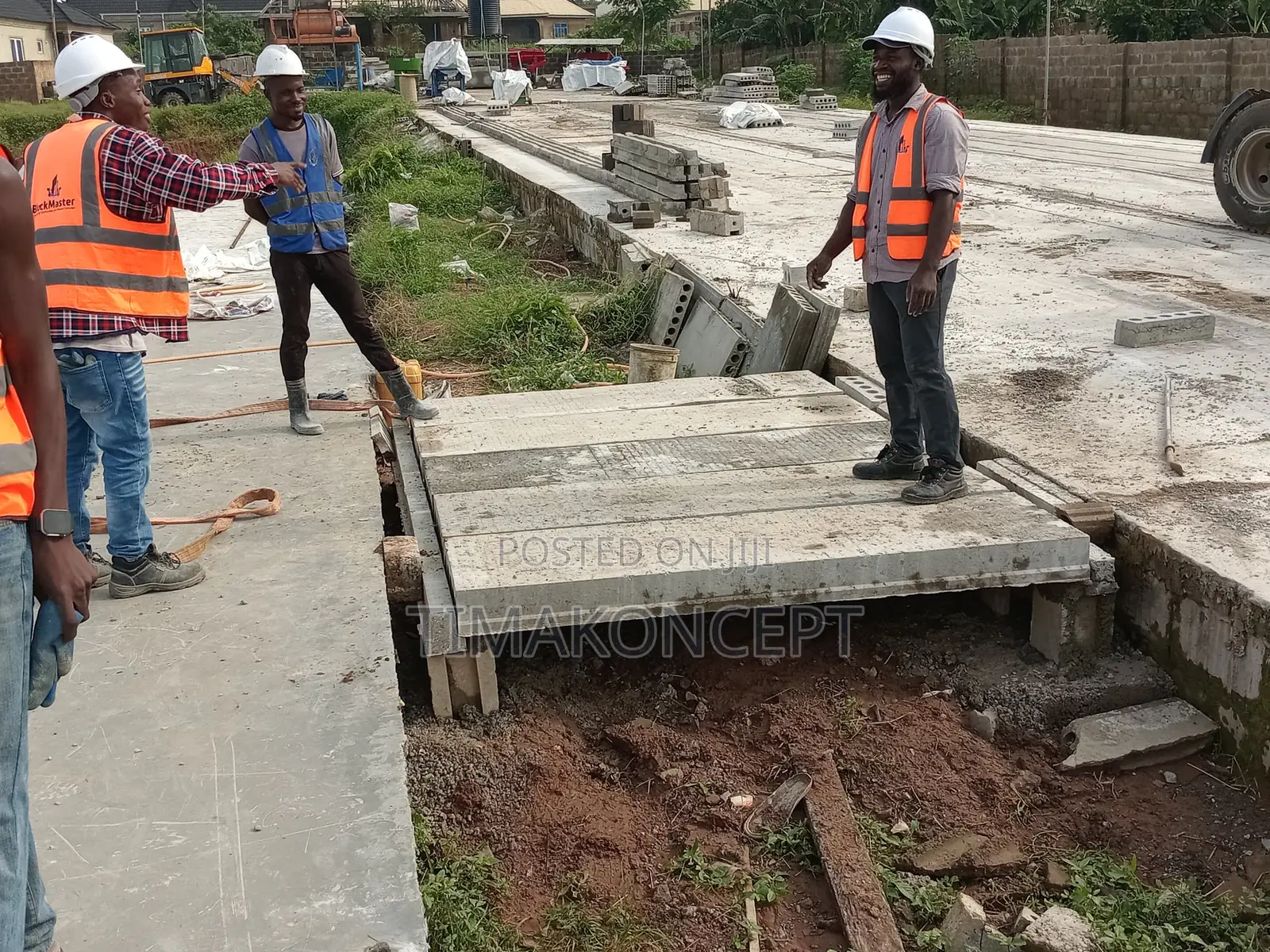 We Sells Precast Panels, Slabs, T Beams and Blocks for Construction