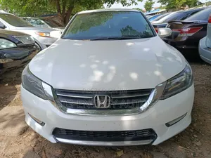 Honda Accord EX-L V-6 4dr Sedan (3.5L 6cyl 6A) 2015 White