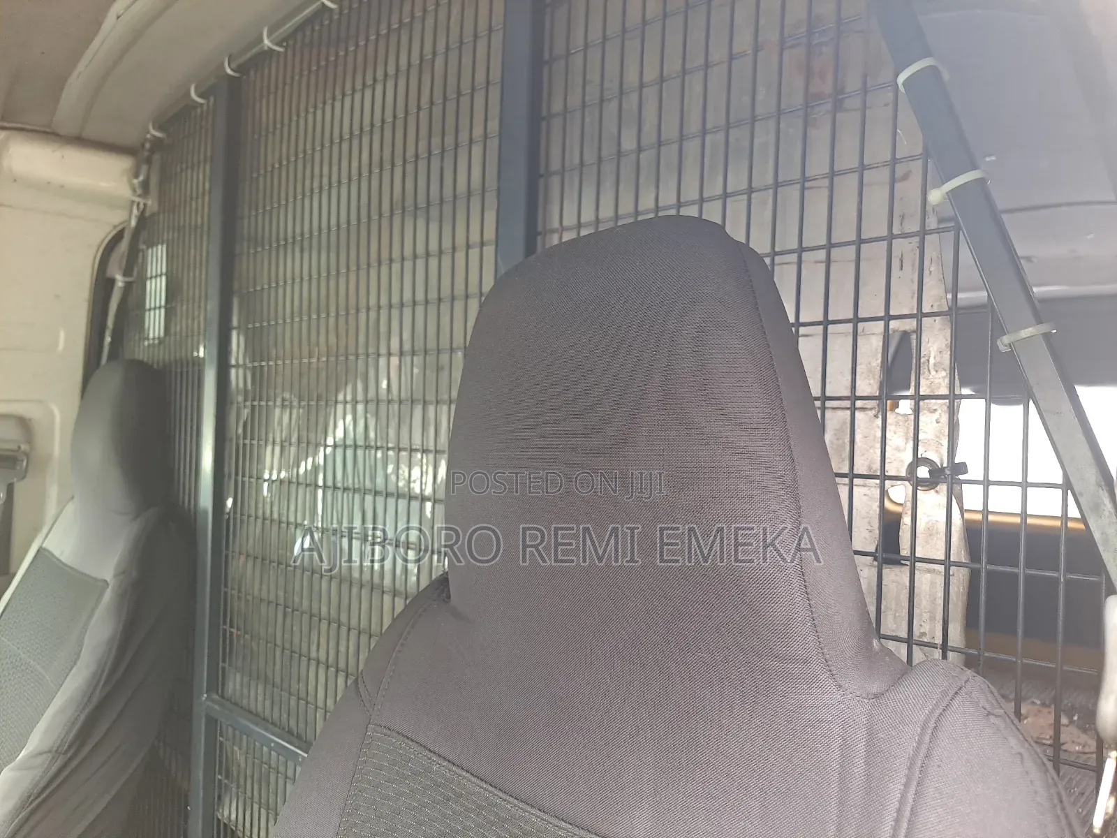 Toyota HiAce 2009 Yellow