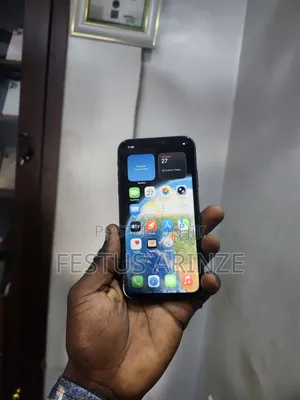 Apple iPhone 11 64 GB Black