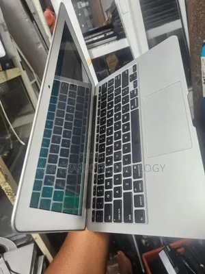 Laptop Apple MacBook 2014 4GB Intel Core i5 SSD 128GB
