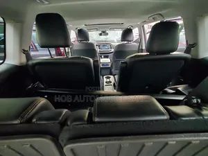 Toyota Highlander XLE 4x2 V6 (3.5L 6cyl 8A) 2018 Red