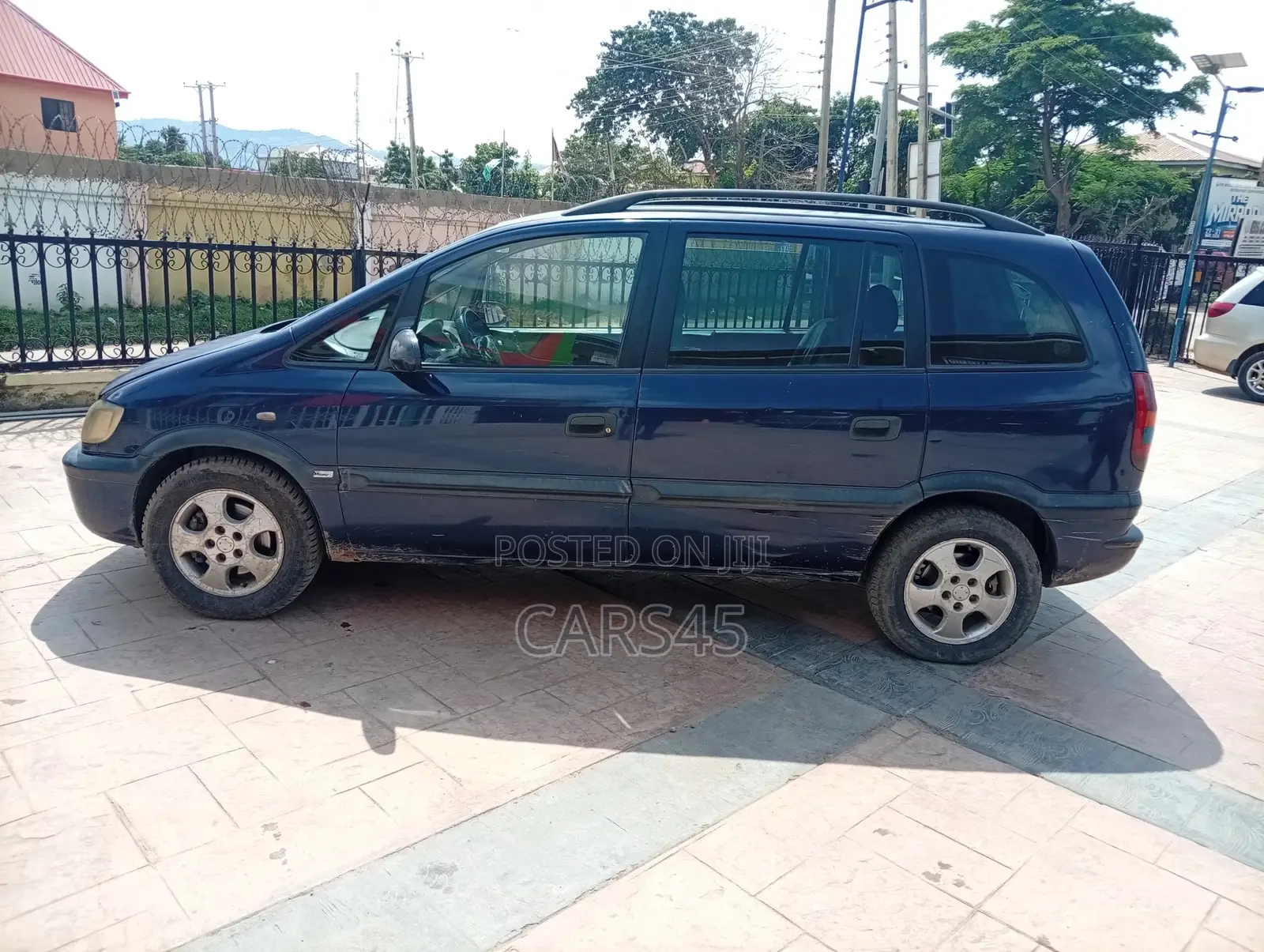 Opel Zafira 2004 Blue