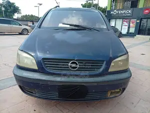Opel Zafira 2004 Blue