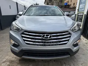 Hyundai Santa Fe Limited 4dr SUV AWD (3.3L 6cyl 6A) 2015 Silver