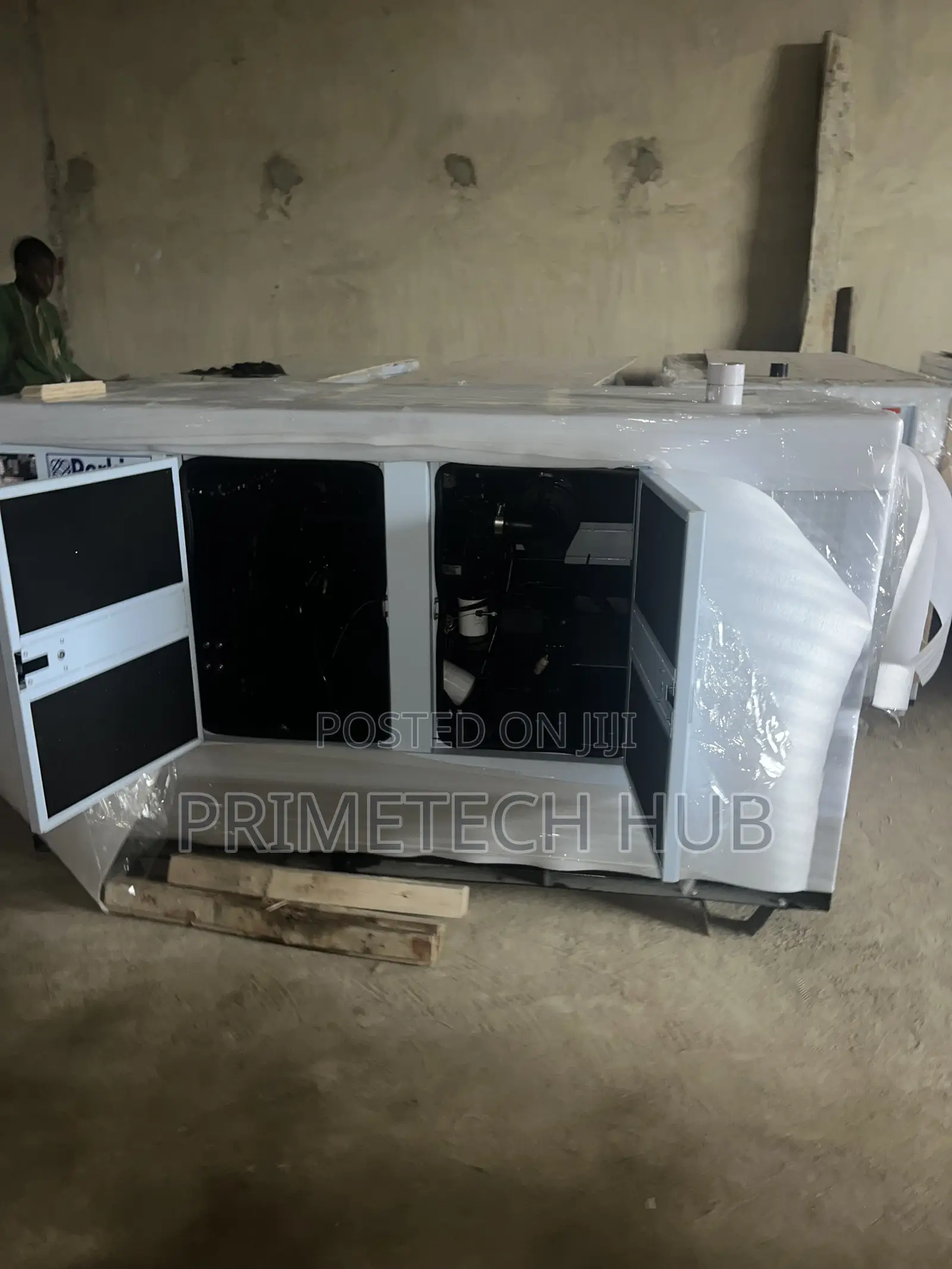 20kva Perkins Generator With 3 Phase Output