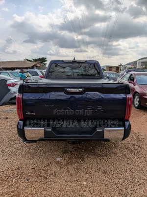 Toyota Tundra 2023 Blue