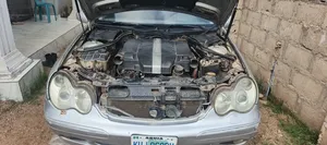Mercedes-Benz C300 2004 Gray