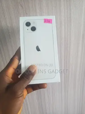 New Apple iPhone 13 256 GB White
