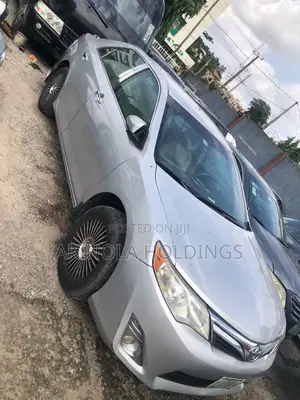 Toyota Camry LE 4dr Sedan (2.5L 4cyl 6A) 2013 Gray