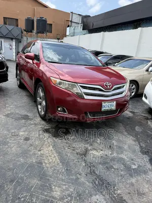 Toyota Venza LE 2010 Red