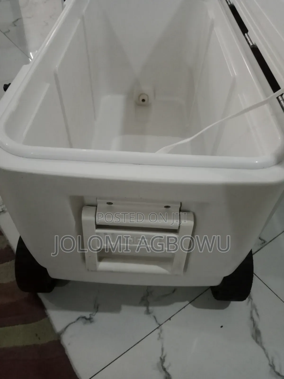 Igloo Cooler