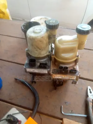 Starring Rock Pump Renault Duster, Sandero, Latitude