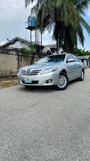 Toyota Camry 2009 Silver
