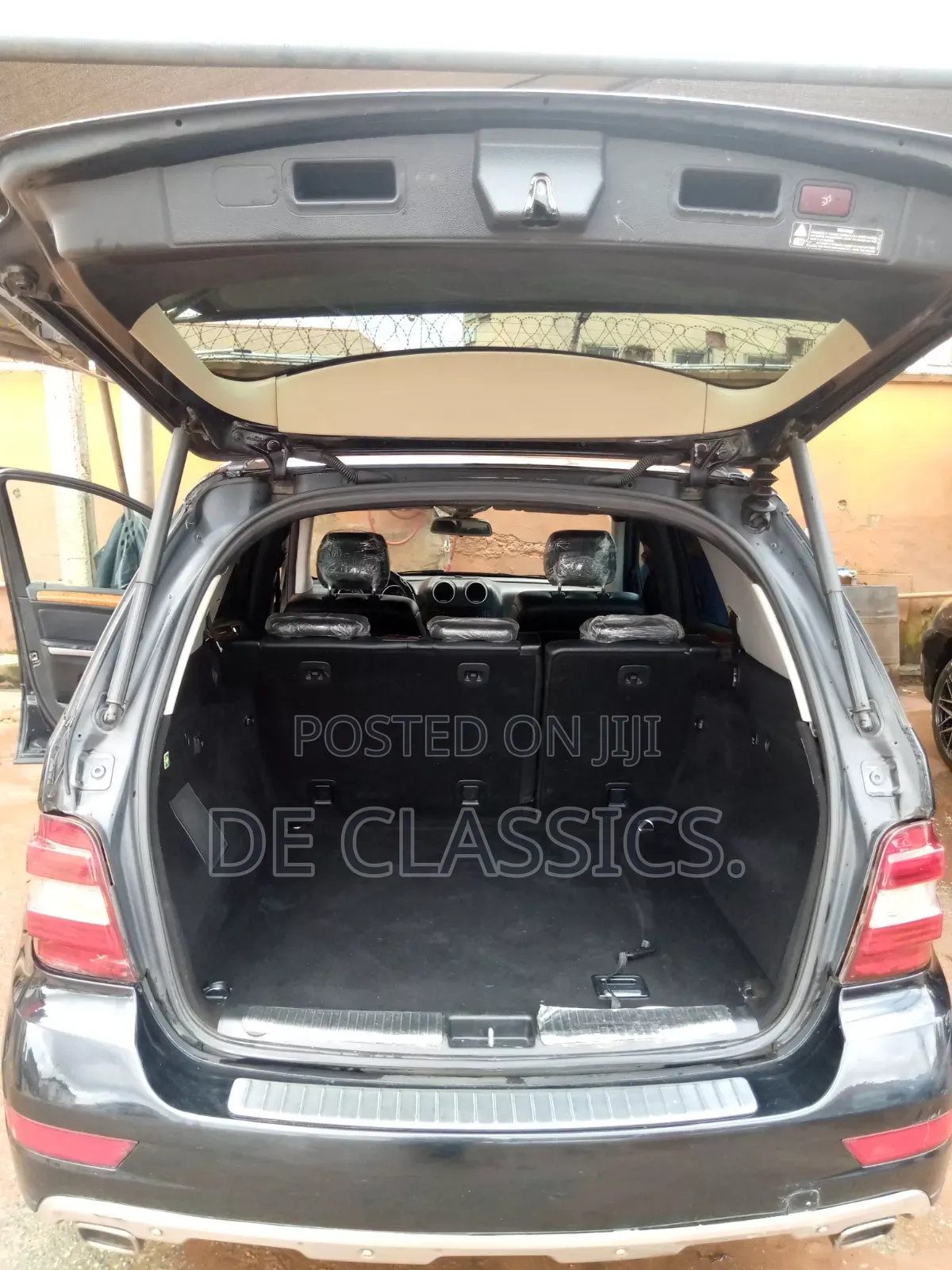 Mercedes-Benz M Class 2010 Black