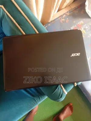Laptop Acer AcerNote Pro 4GB Intel Core i5 HDD 256GB