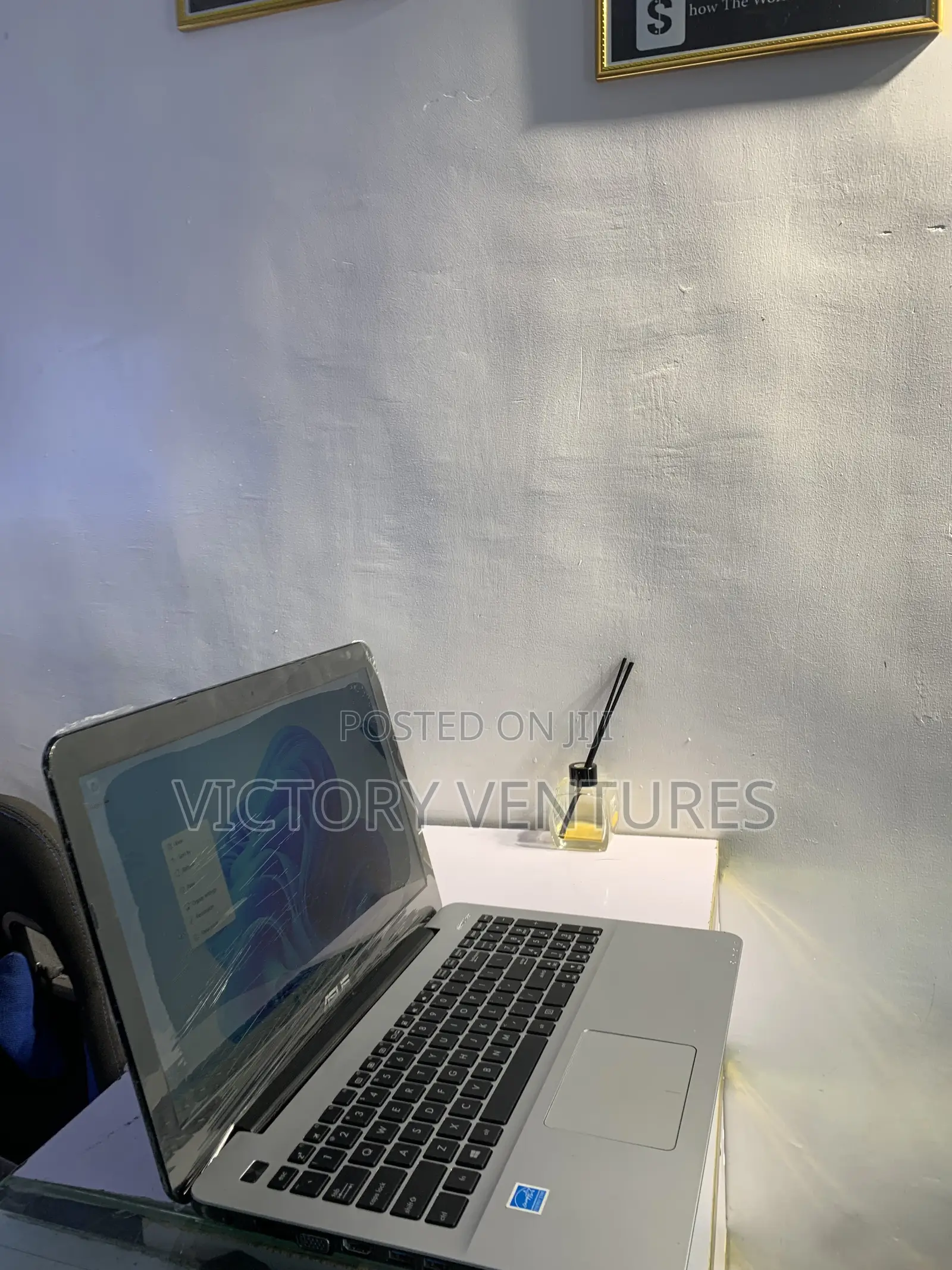 Laptop Asus X555LA 4GB Intel Core i3 HDD 500GB