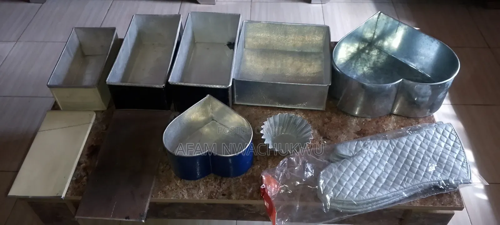 Bakery Pans Over 100 Pieces