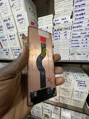 Samsung Galaxy Z Fold 3 Outer Screen
