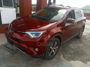 Toyota RAV4 2018 Red