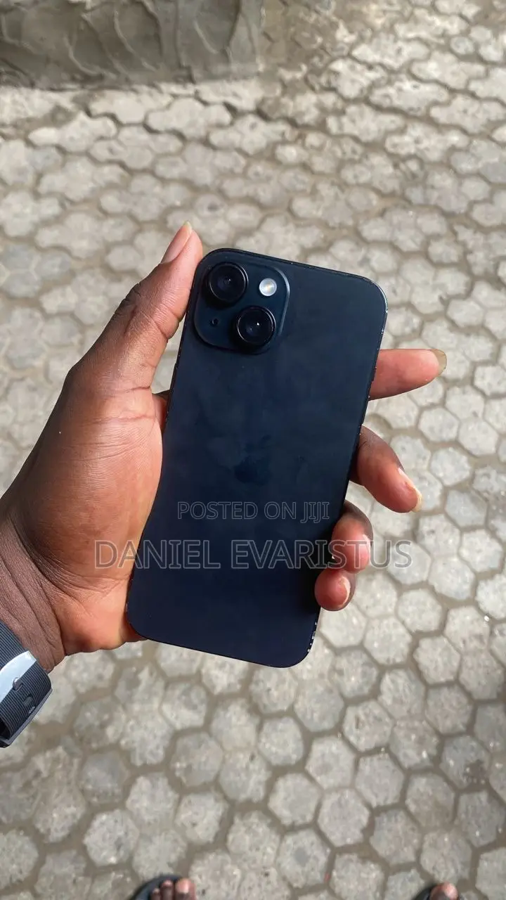 Apple iPhone 15 128 GB