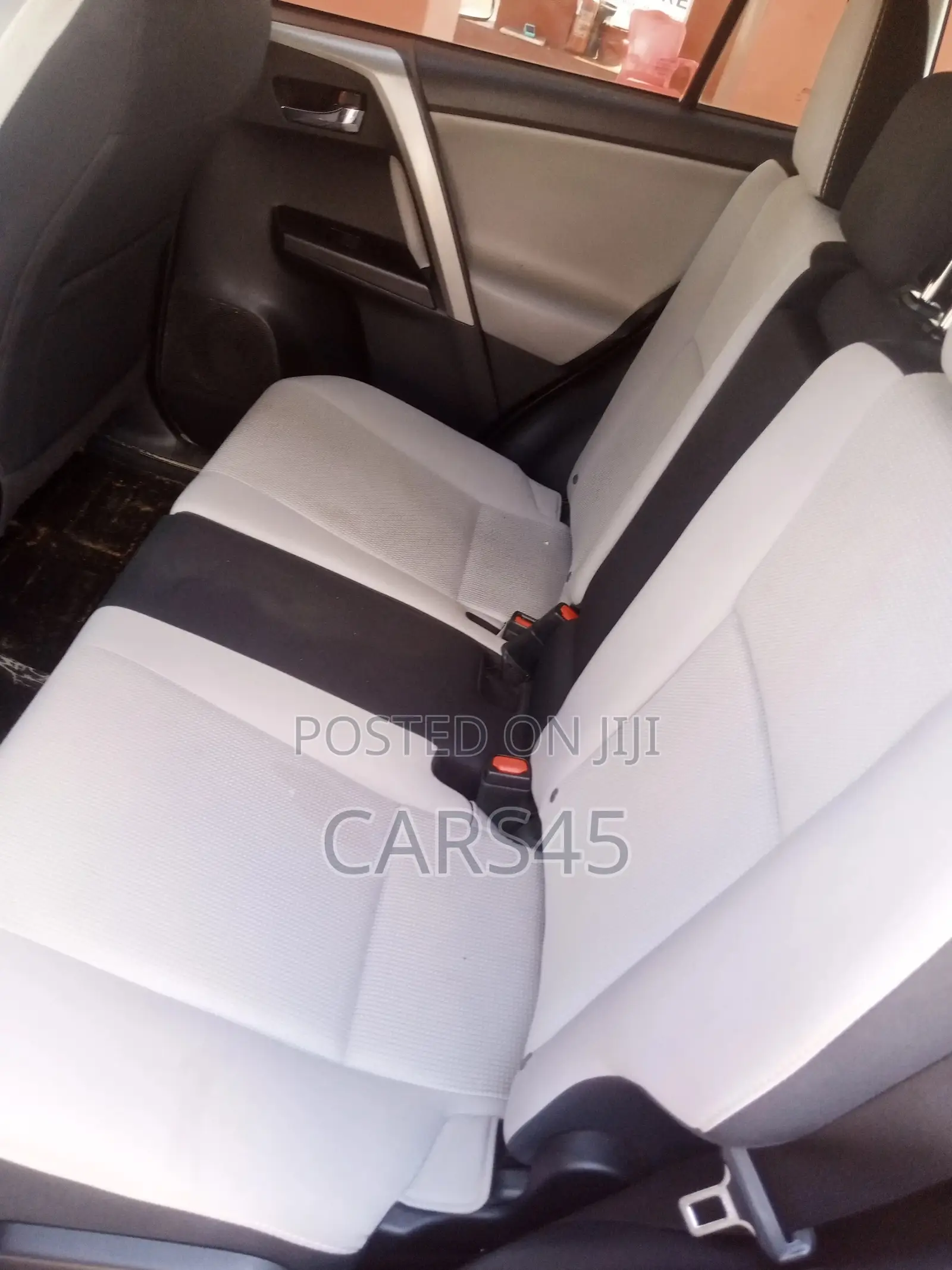 Toyota RAV4 2018 Red