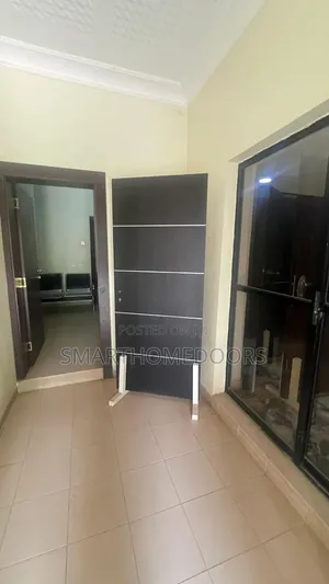 Hard Wood Wooden Door
