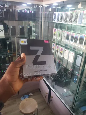 New Samsung Galaxy Z Fold 3 256 GB Black