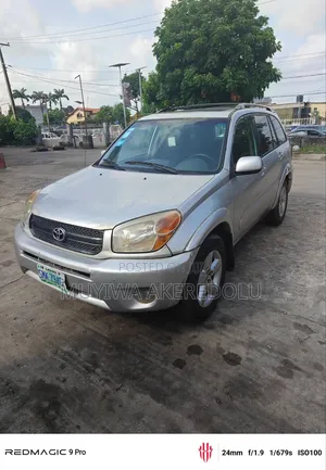 Toyota RAV4 2005 Silver