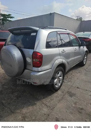 Toyota RAV4 2005 Silver