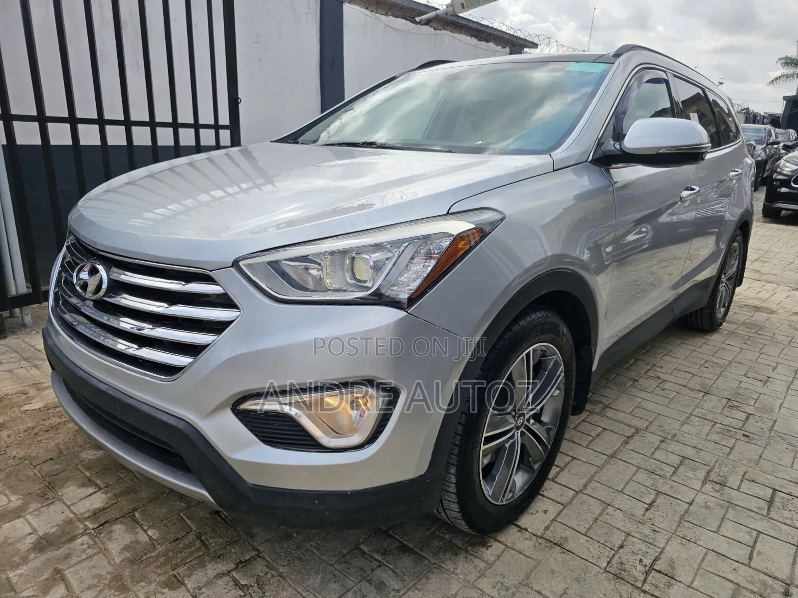 Hyundai Santa Fe 2015 Silver