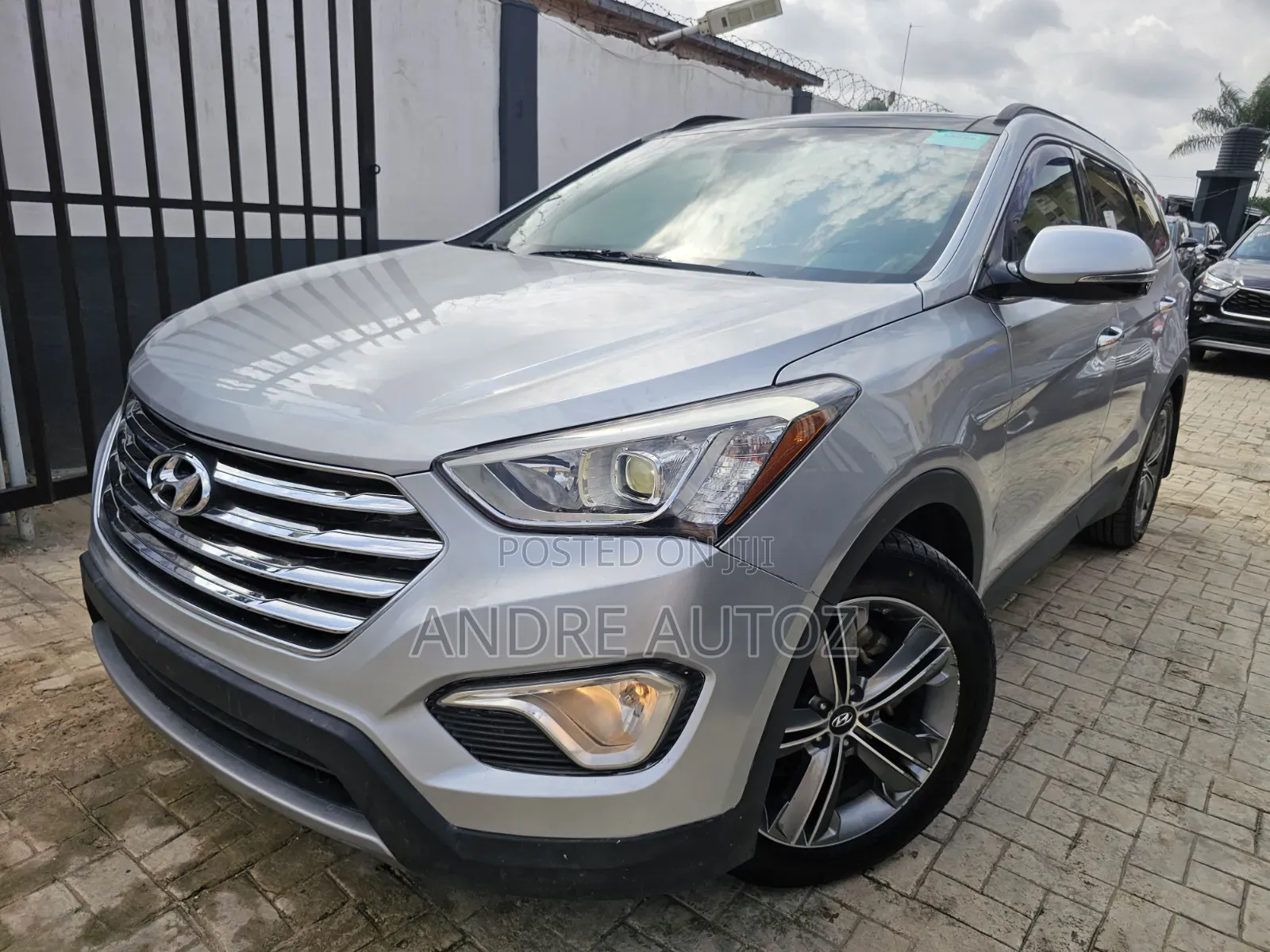 Hyundai Santa Fe 2015 Silver