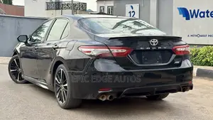 Toyota Camry XSE FWD (2.5L 4cyl 8AM) 2018 Black