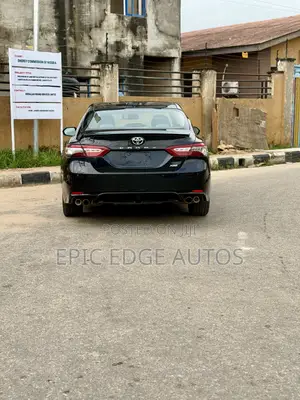 Toyota Camry XSE FWD (2.5L 4cyl 8AM) 2018 Black