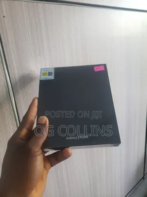 New Samsung Galaxy Fold 5G 512 GB Black