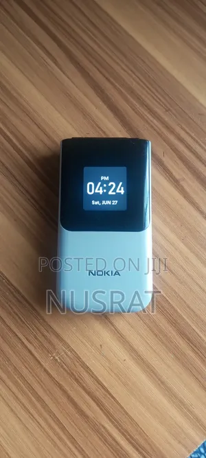 Nokia 2720 Flip 512 GB Gray