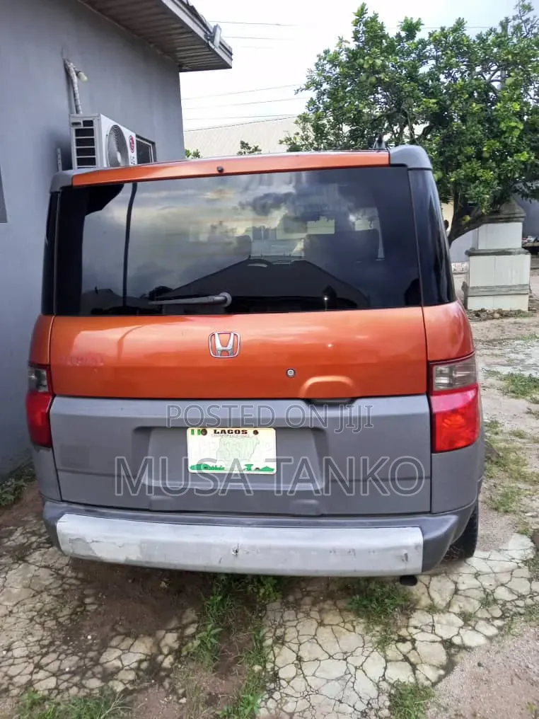 Honda Element DX Automatic 2004 Orange