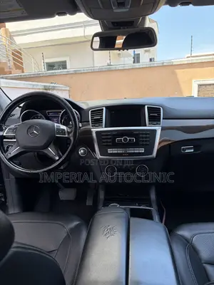 Mercedes-Benz M Class ML350 4MATIC 4dr SUV AWD (3.5L 6cyl 7A) 2015 Black