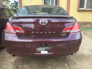 Toyota Avalon 2007 Brown
