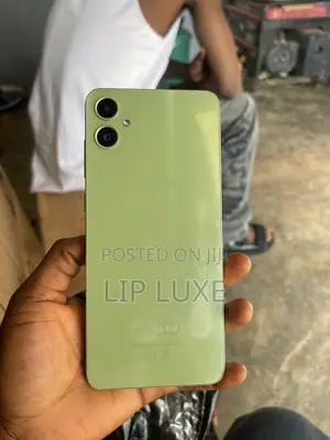 Samsung Galaxy A05 64 GB Green