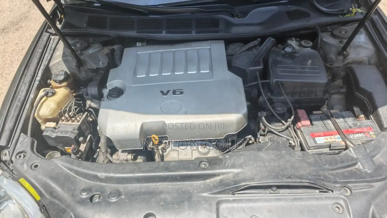 Toyota Avalon 2005 Gray