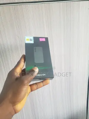 New Samsung Galaxy S24 256 GB Black