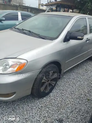 Toyota Corolla 2005 Silver