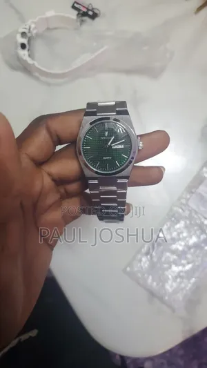 Poedagar Watch