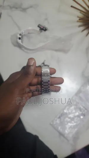 Poedagar Watch