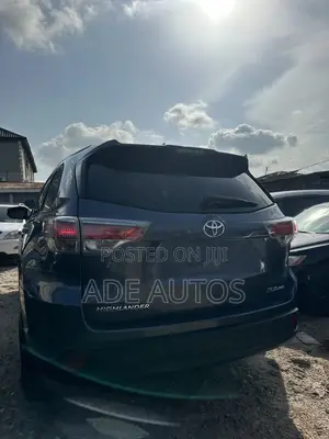 Toyota Highlander XLE 4dr SUV AWD (3.5L 6cyl 6A) 2014 Blue